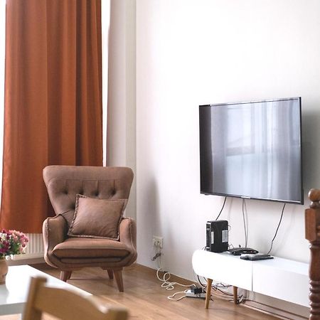 Garden Duplex With Netflix Close To Taksim,Bomonti Lägenhet Istanbul Exteriör bild