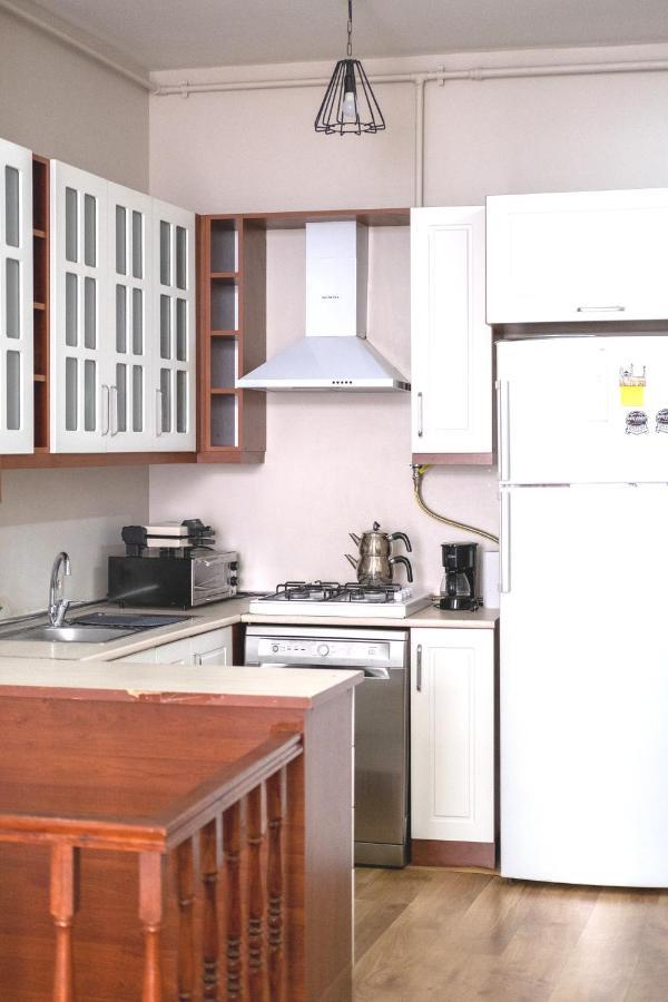 Garden Duplex With Netflix Close To Taksim,Bomonti Lägenhet Istanbul Exteriör bild