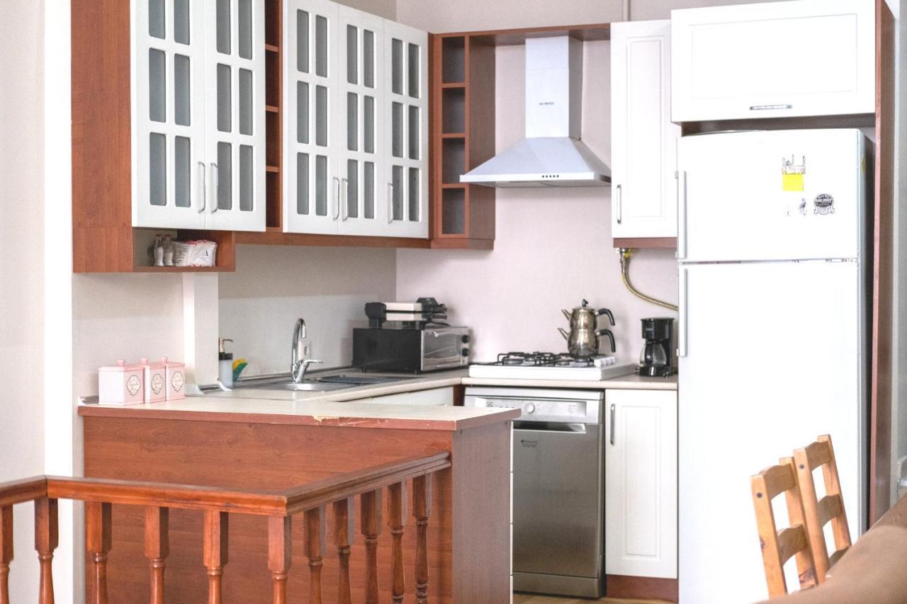 Garden Duplex With Netflix Close To Taksim,Bomonti Lägenhet Istanbul Exteriör bild